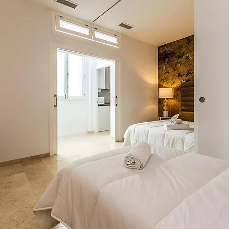 San Francisco Plaza Apartment *